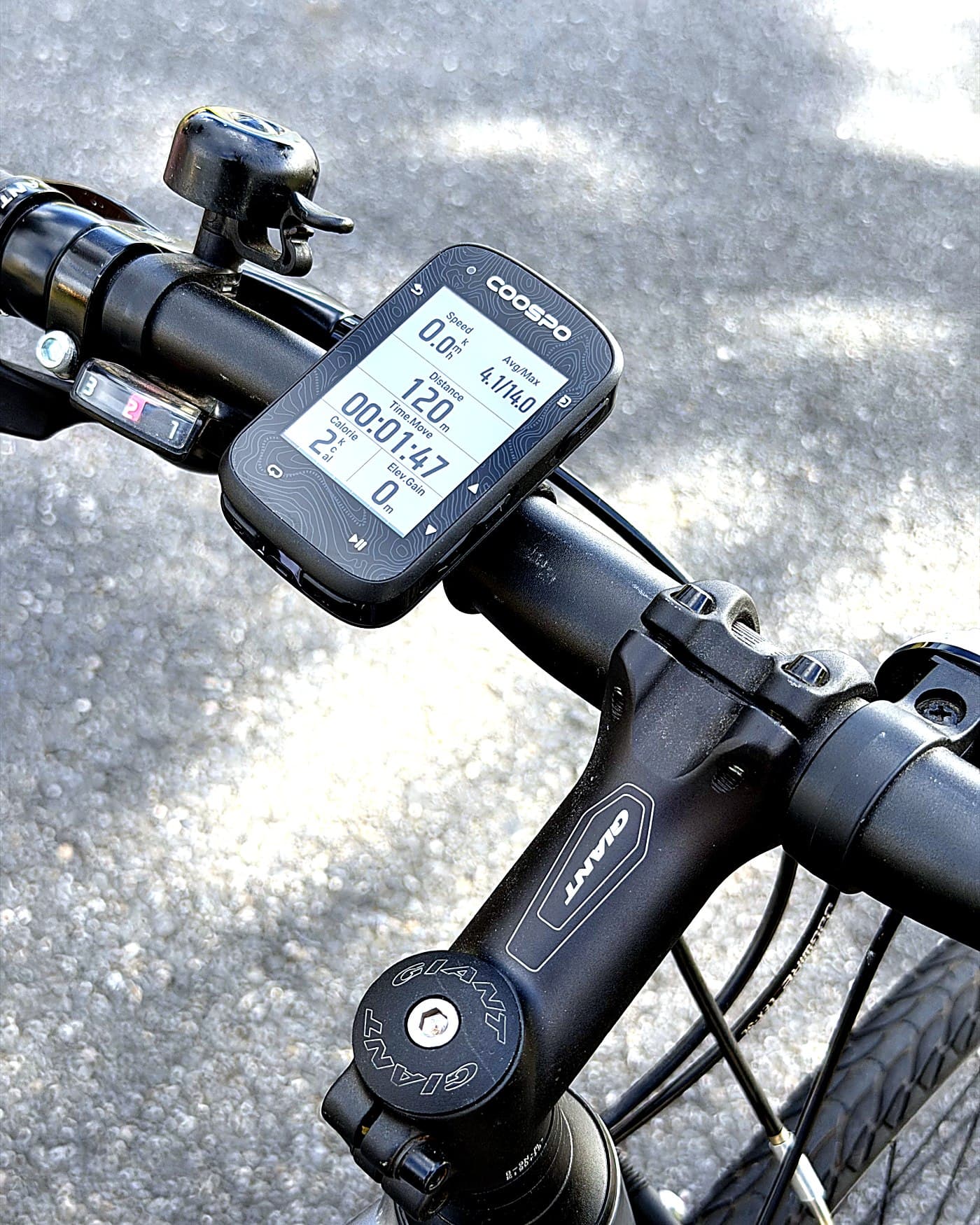 Coospo CS600 recording speed and ride time on a road ride